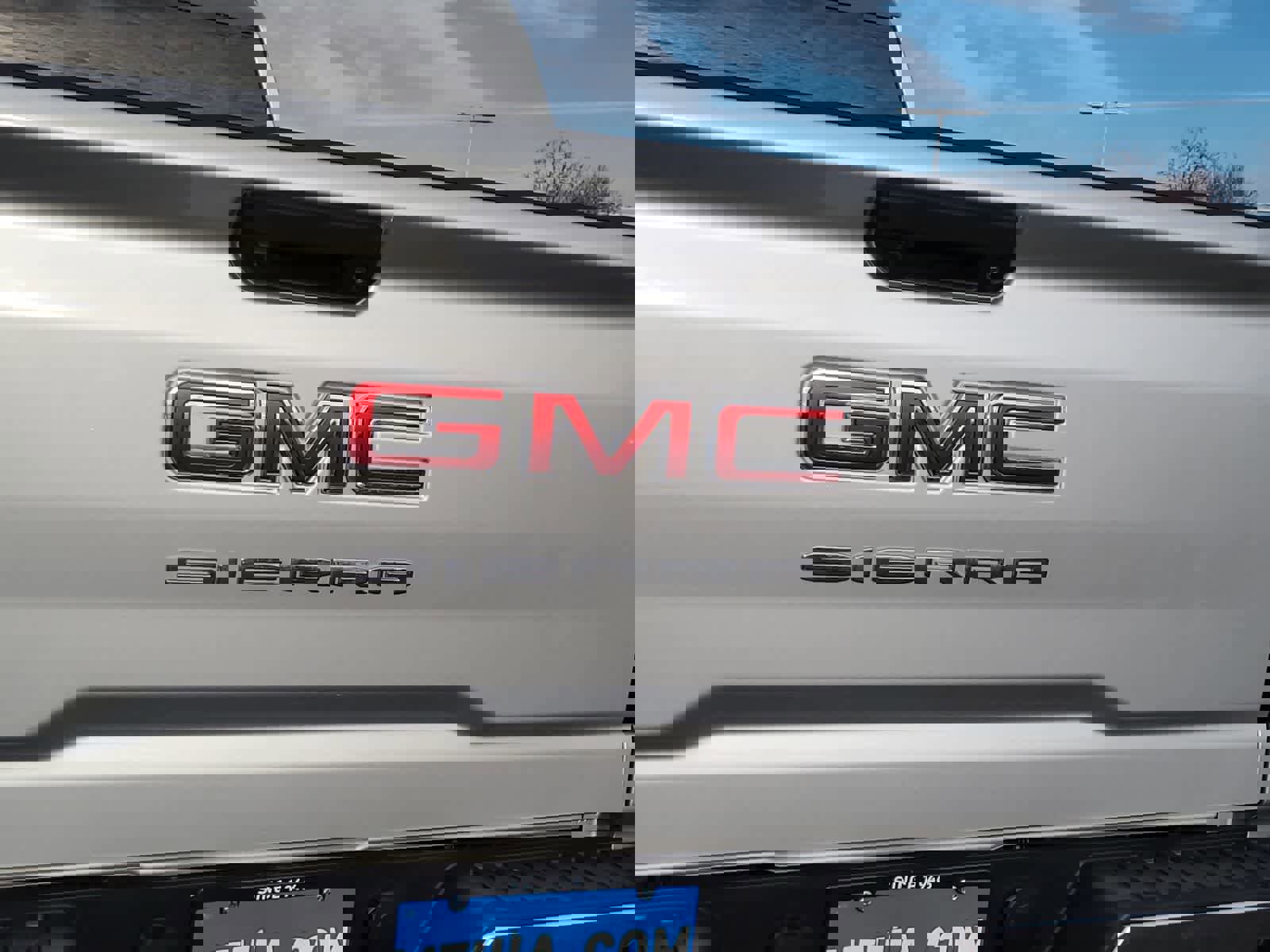 Used 2020 GMC Sierra 2500 SLE image 15