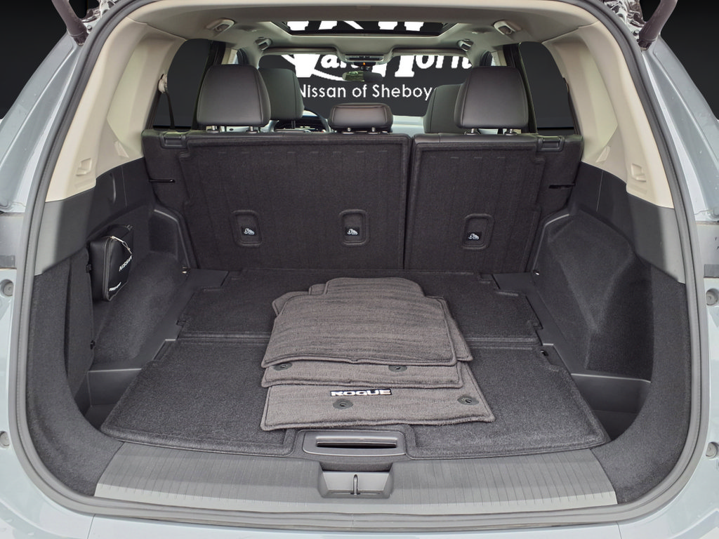 Used 2025 Nissan Rogue SL w/ SL Premium Package AWD/4WD image 15