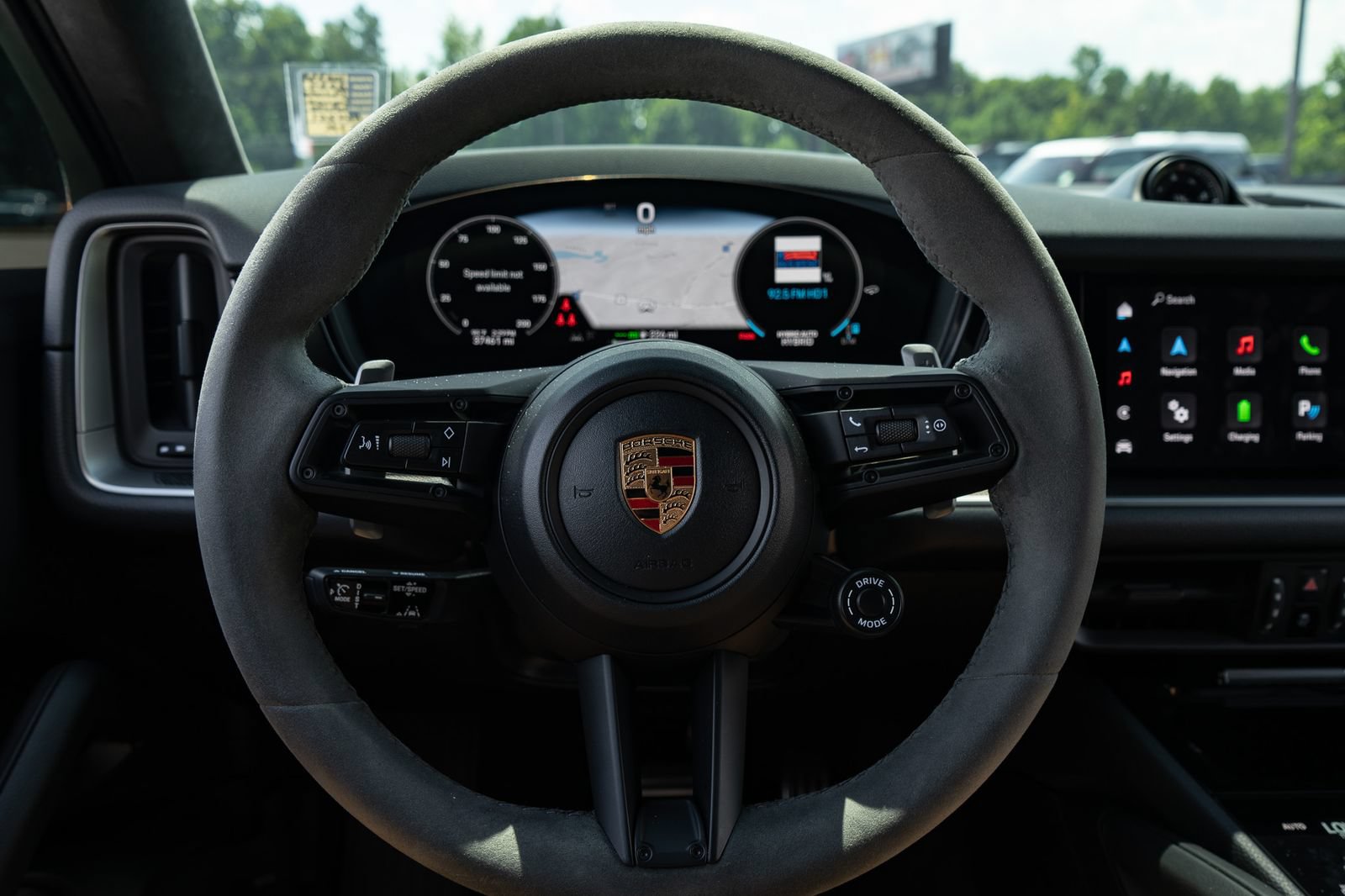 Used 2024 Porsche Cayenne S AWD/4WD image 53