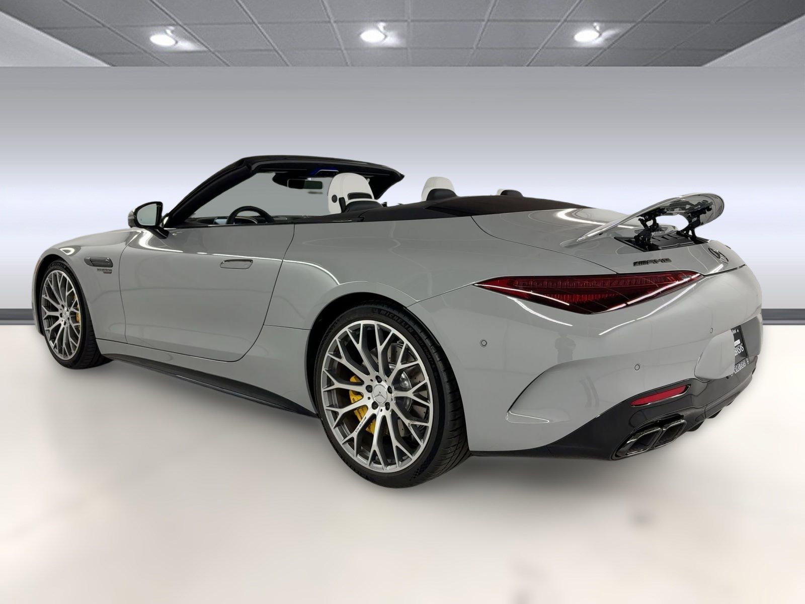 New 2026 Mercedes-Benz SL 63 AMG 4MATIC image 3