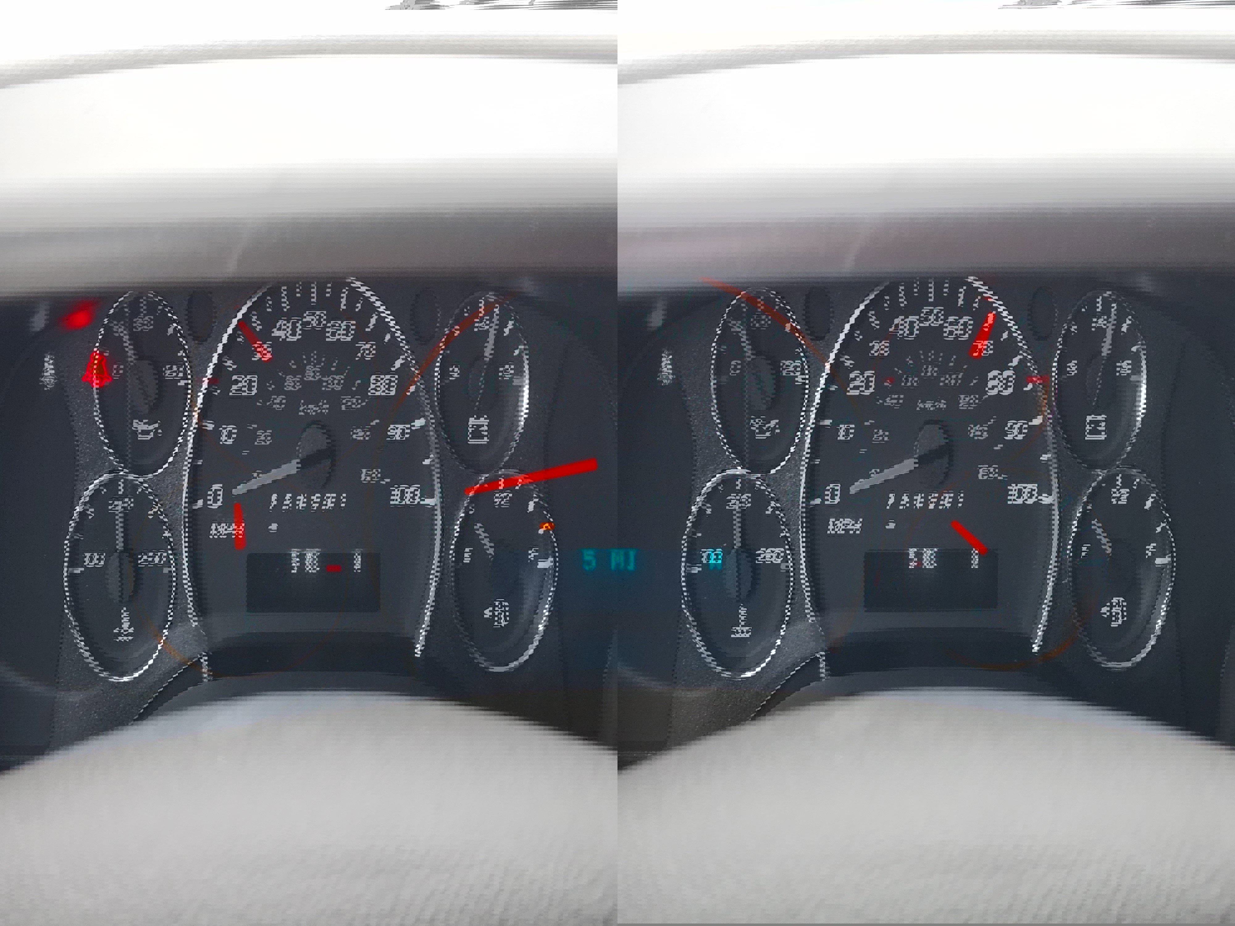 New 2025 Chevrolet Express 3500 LS w/ Chrome Appearance Package image 15