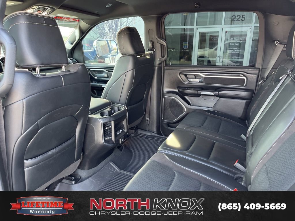 Used 2024 RAM 1500 Laramie AWD/4WD image 16