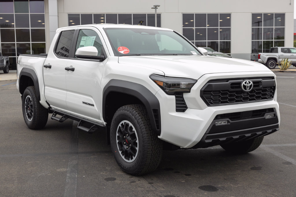 New 2026 Toyota Tacoma TRD Off-Road AWD/4WD image 3