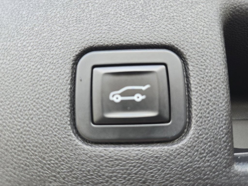 Used 2019 Chevrolet Equinox LT AWD/4WD image 19