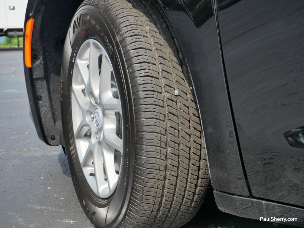 New 2025 Chrysler Voyager LX image 27