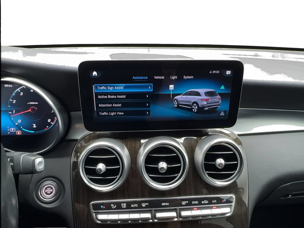 Used 2020 Mercedes-Benz GLC 300 4MATIC image 52