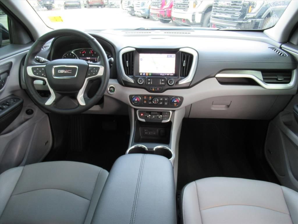 Used 2023 GMC Terrain SLT w/ Infotainment Package II image 12