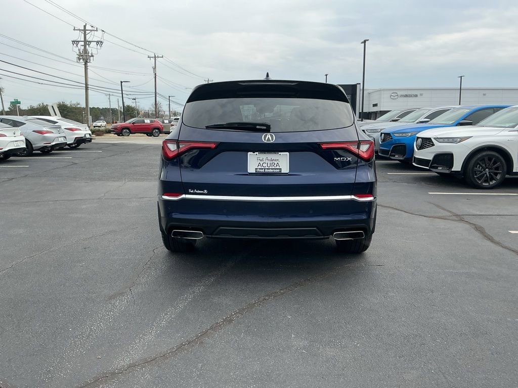 Certified 2023 Acura MDX FWD w/ Technology Package image 4