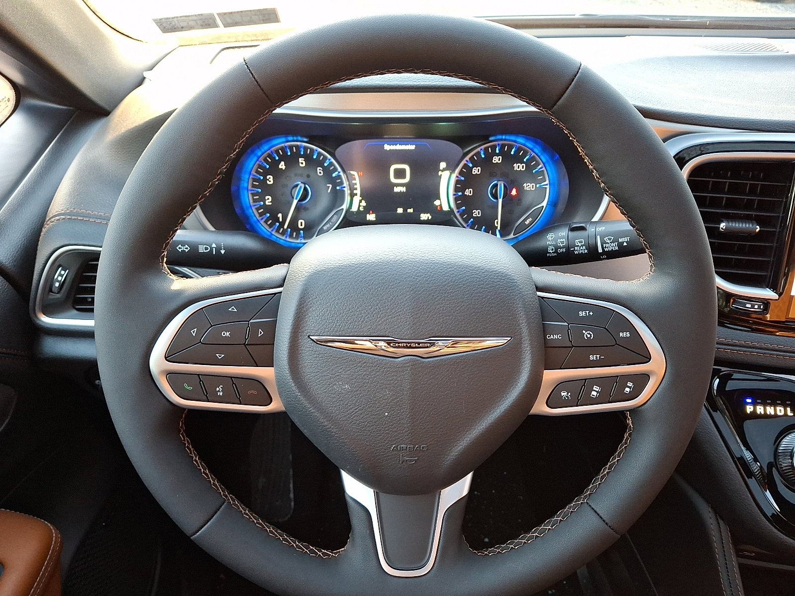 New 2026 Chrysler Pacifica Pinnacle image 14