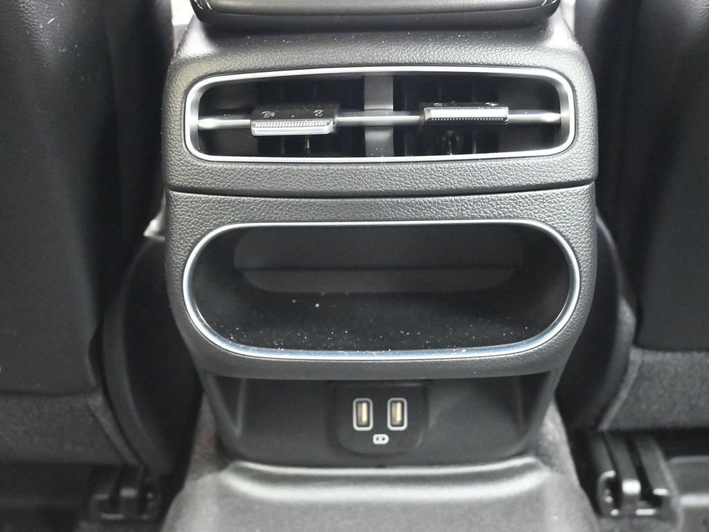 Used 2023 Genesis GV70 2.5T w/ Select Package image 21