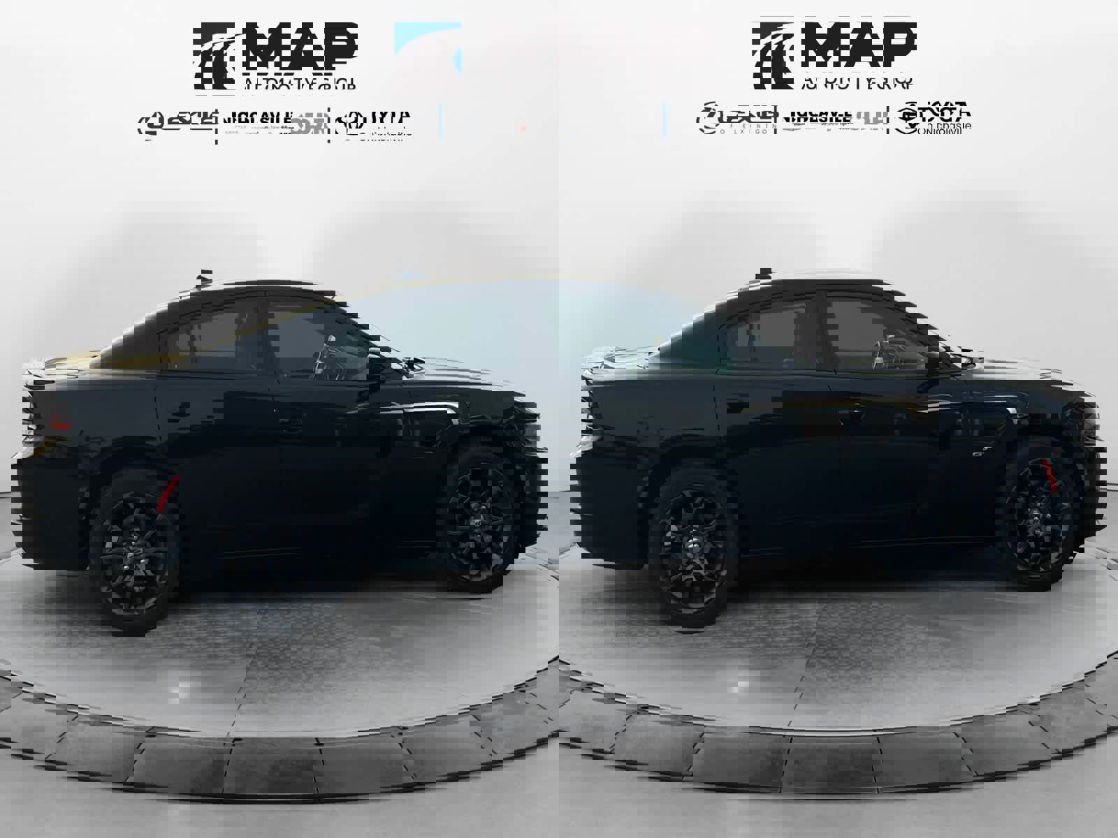 Used 2018 Dodge Charger GT image 10