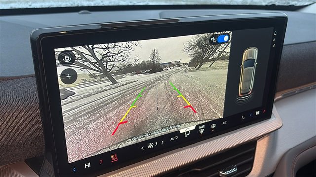 New 2025 Ford Explorer Active w/ Active Comfort Package image 17