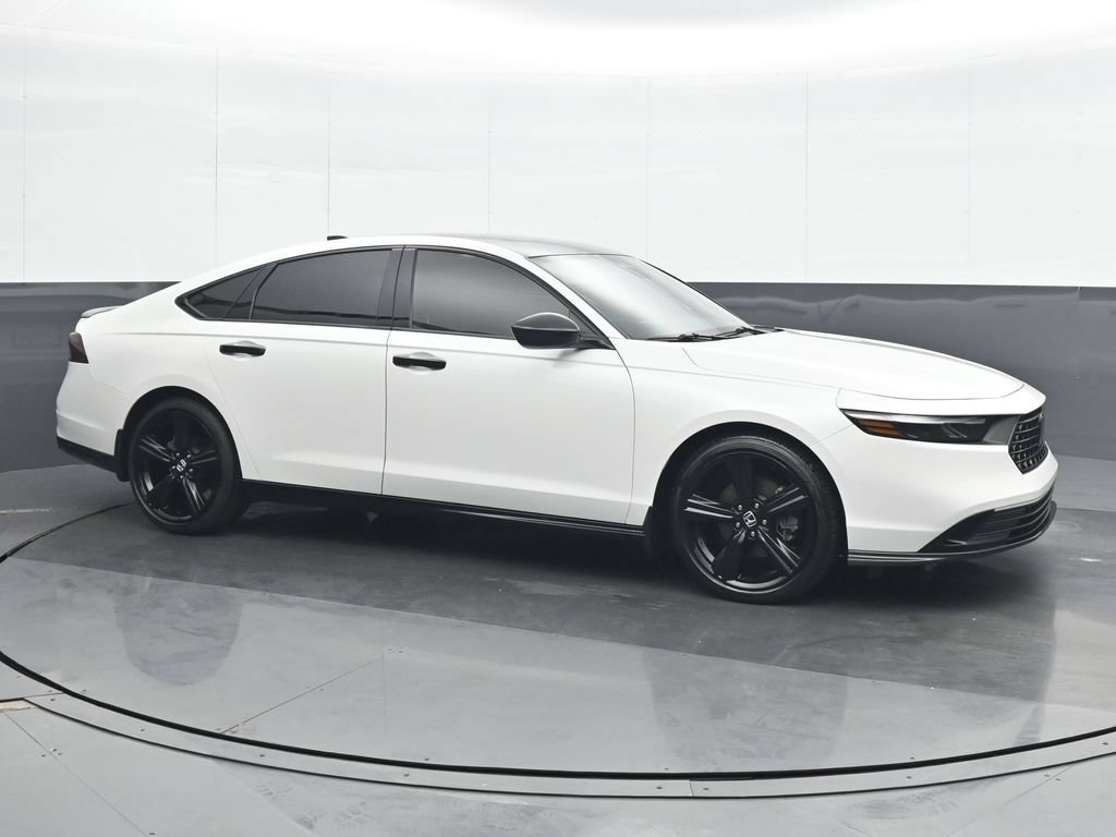 Used 2023 Honda Accord Sport image 8