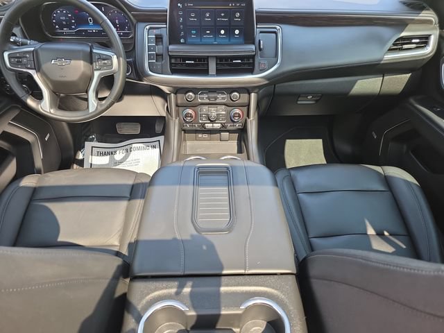 Used 2024 Chevrolet Tahoe Z71 w/ Luxury Package AWD/4WD image 15