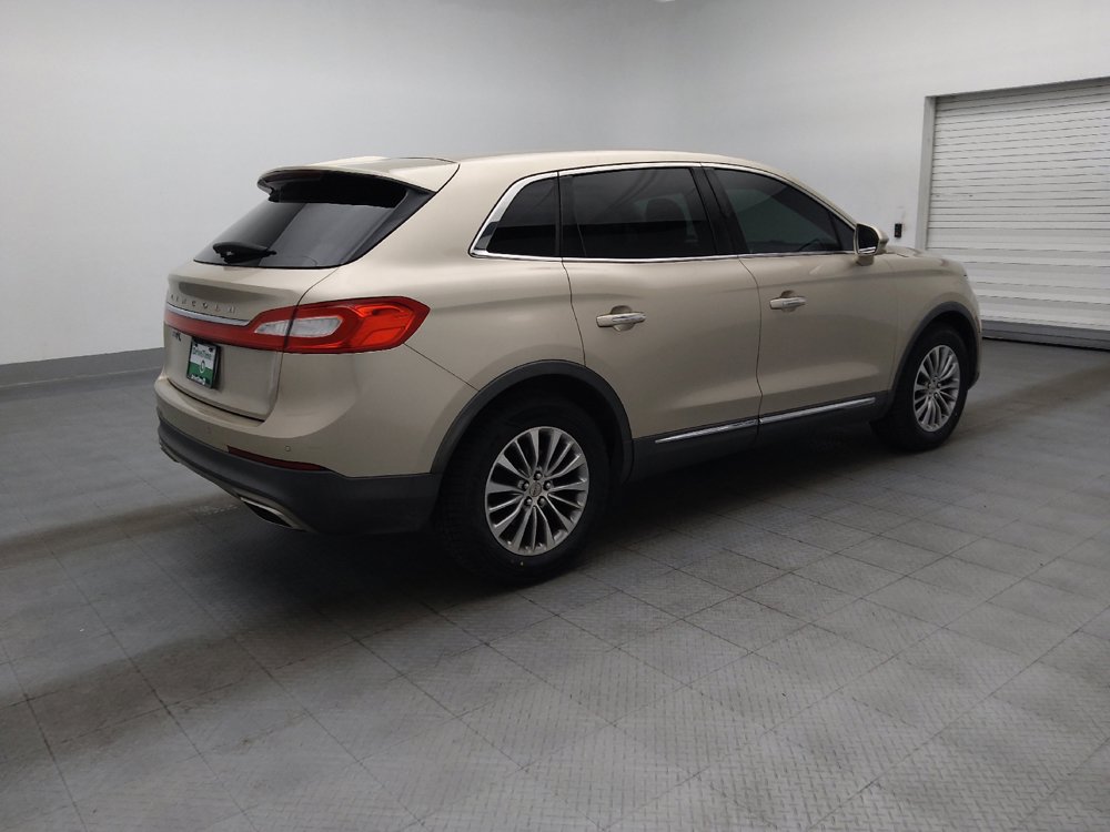 Used 2017 Lincoln MKX Select w/ Select Plus Package FWD image 10