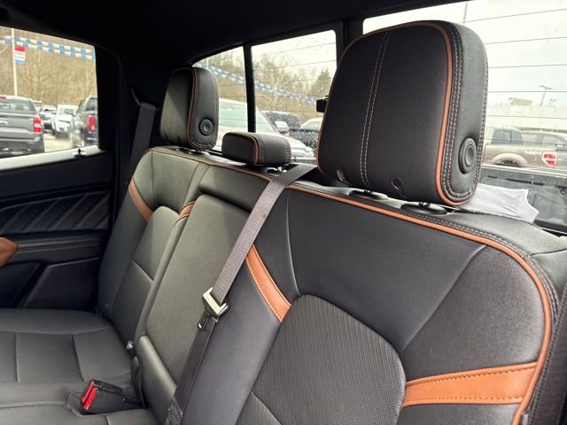 Used 2023 GMC Canyon AT4 w/ AT4 Premium Package image 3