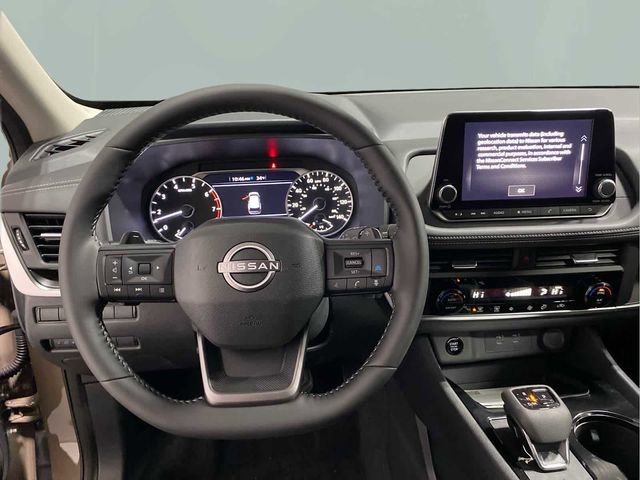 Certified 2025 Nissan Rogue SV image 12