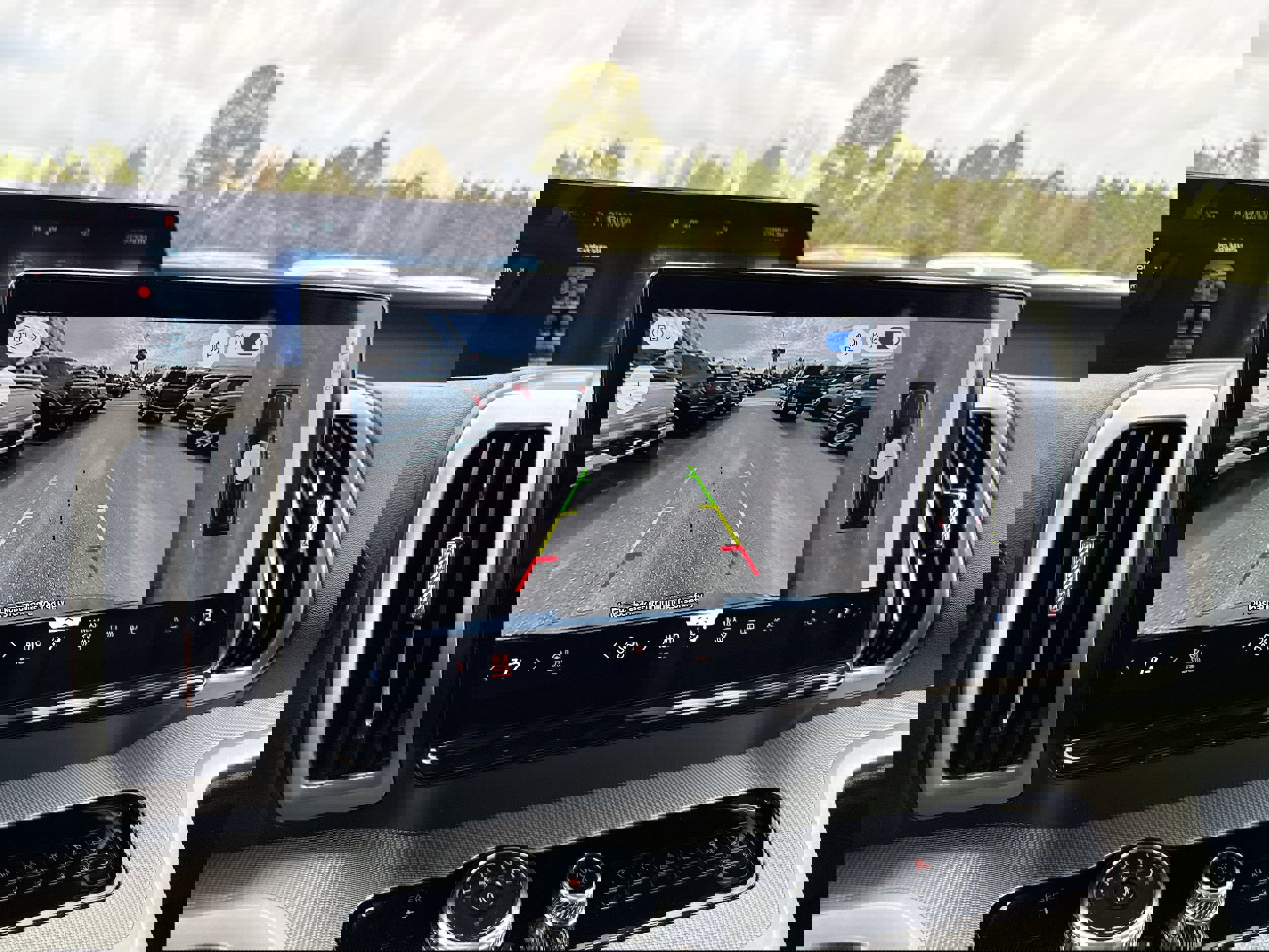 Used 2025 Ford Expedition Active image 20