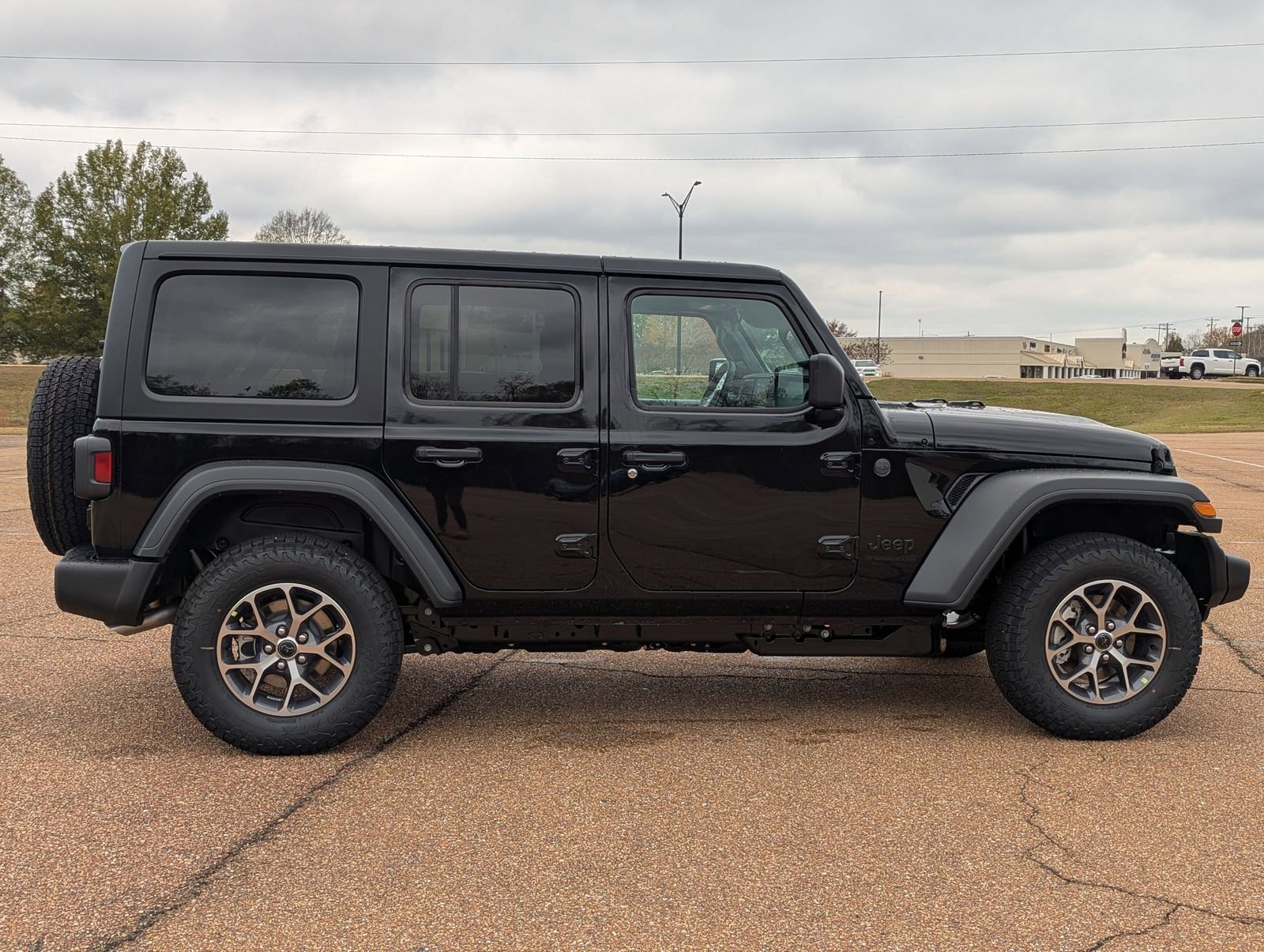 New 2026 Jeep Wrangler Sport S image 7