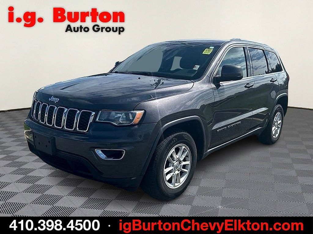 Used 2019 Jeep Grand Cherokee Laredo AWD/4WD image 3
