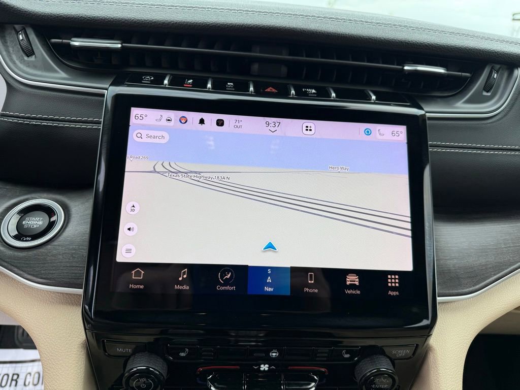 Used 2023 Jeep Grand Cherokee Limited image 18