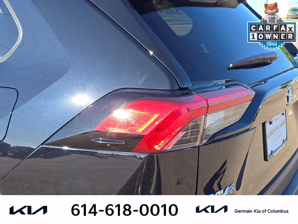 Used 2025 Toyota RAV4 XLE AWD/4WD image 15