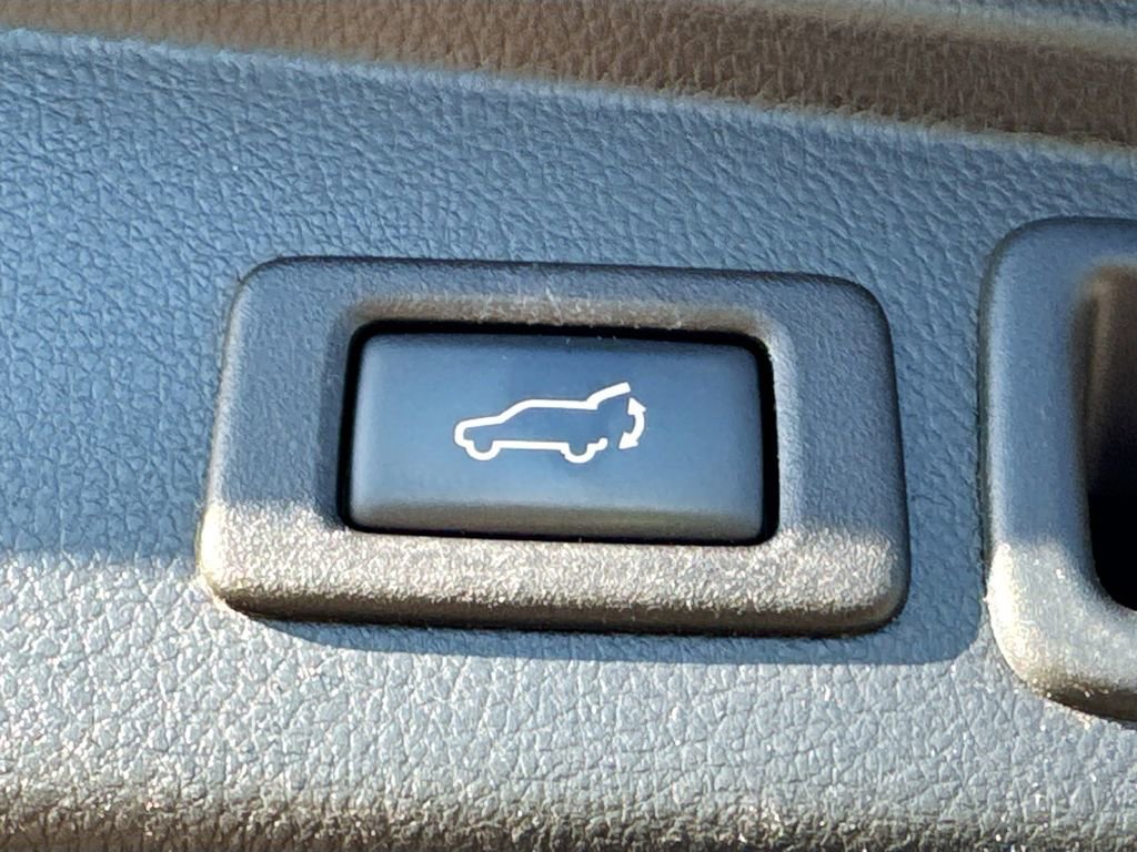 Used 2017 Subaru Forester 2.0XT Touring image 34