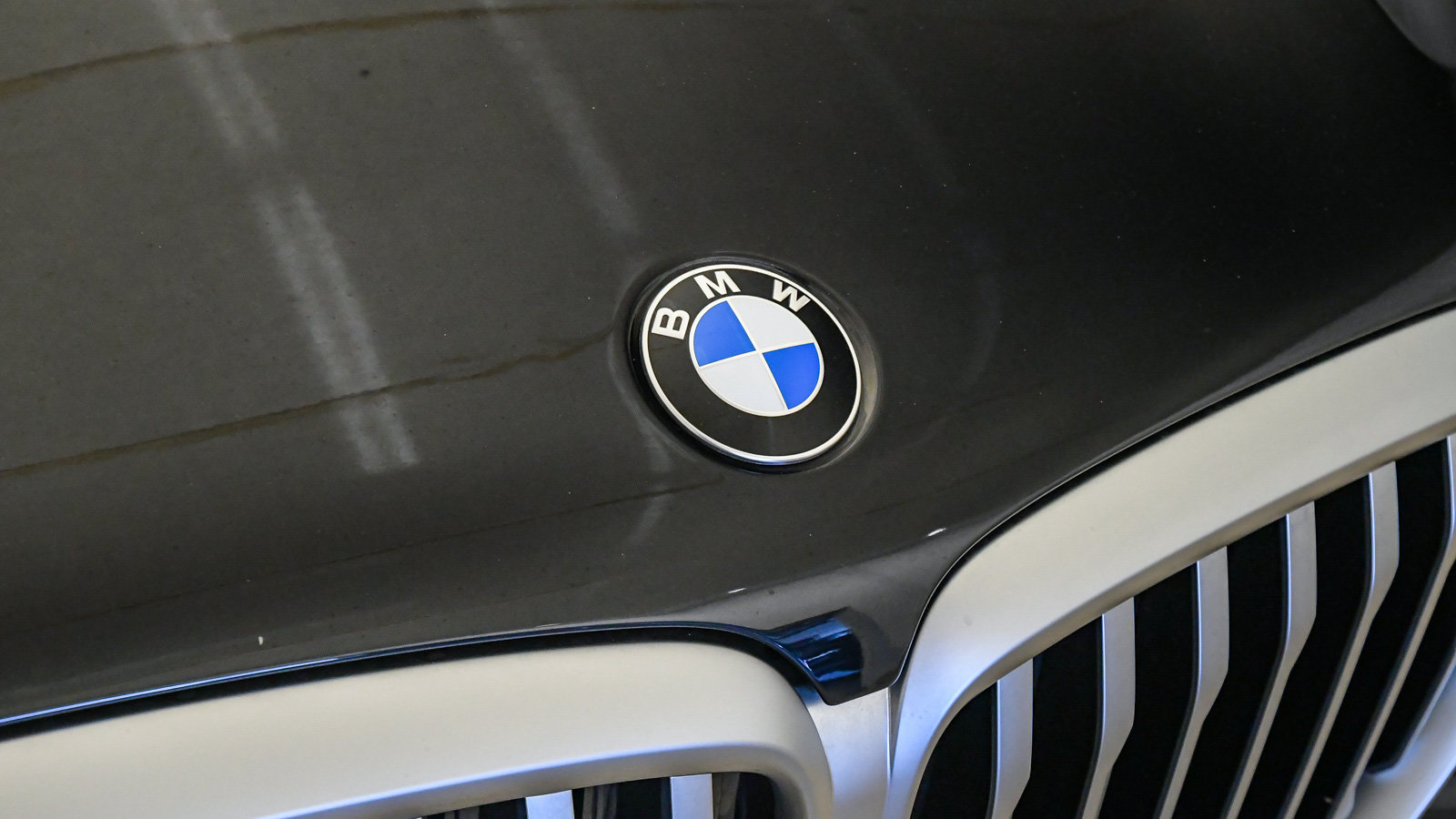 Certified 2024 BMW X5 xDrive40i w/ Premium Package AWD/4WD image 8