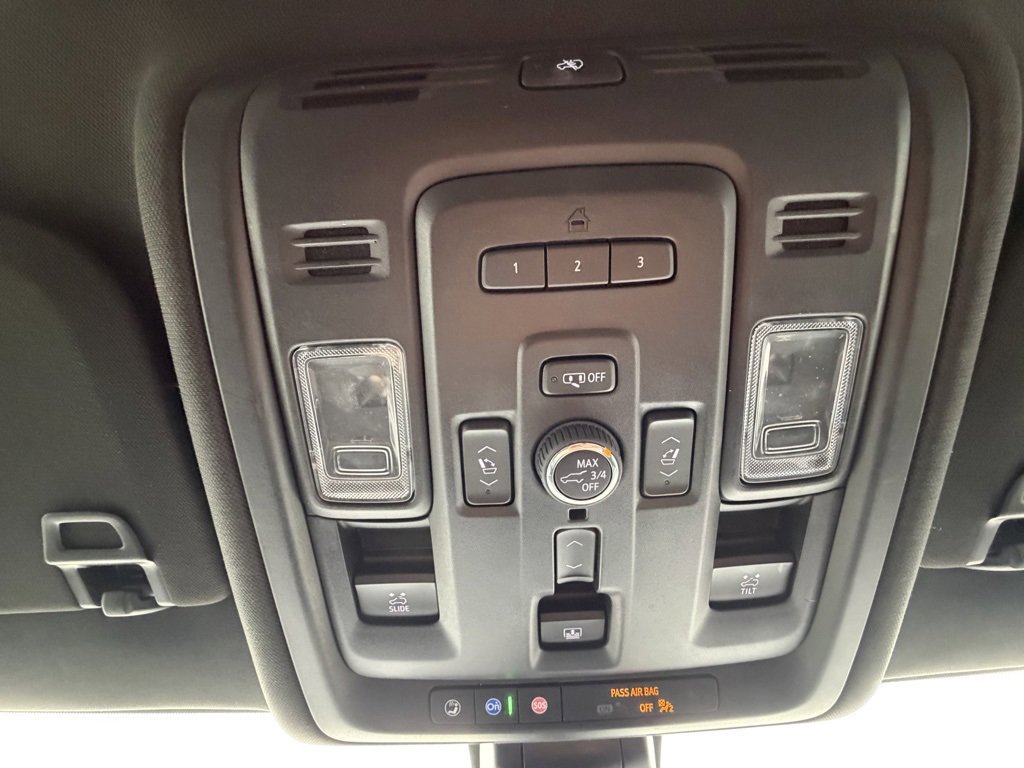 Used 2021 GMC Yukon Denali w/ Denali Ultimate Package image 19