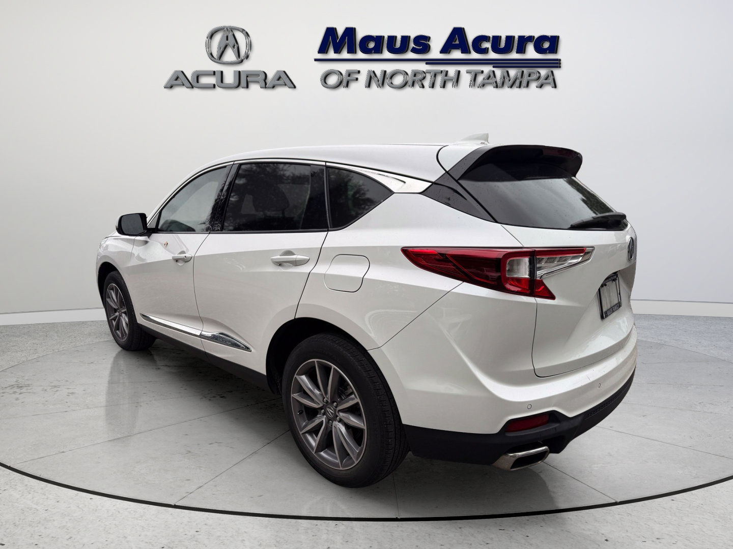 Used 2023 Acura RDX w/ Technology Package FWD image 6