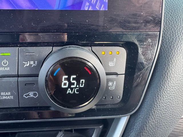 Used 2024 Toyota Grand Highlander Limited image 27