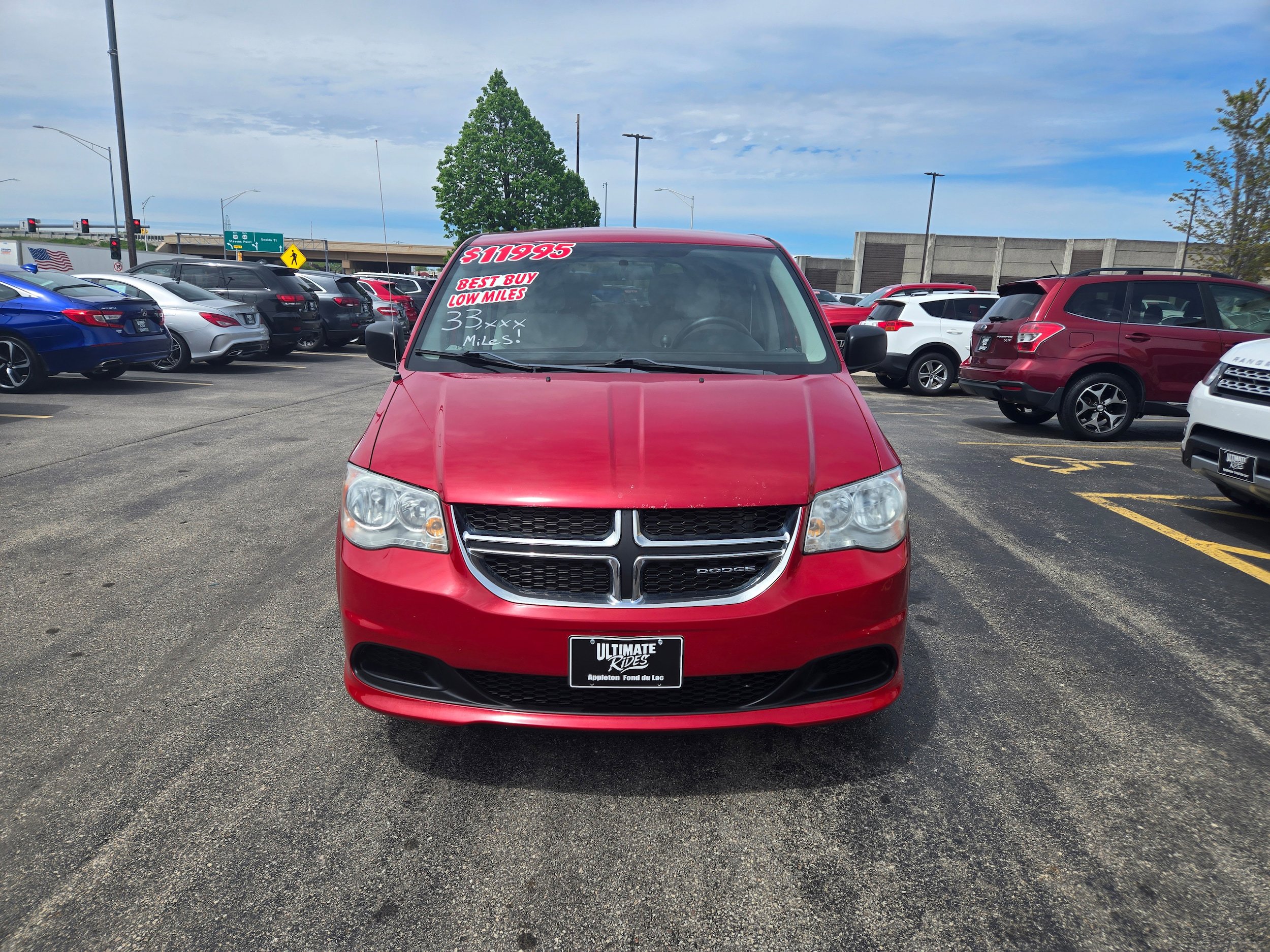 Used 2012 Dodge Grand Caravan SE FWD image 2