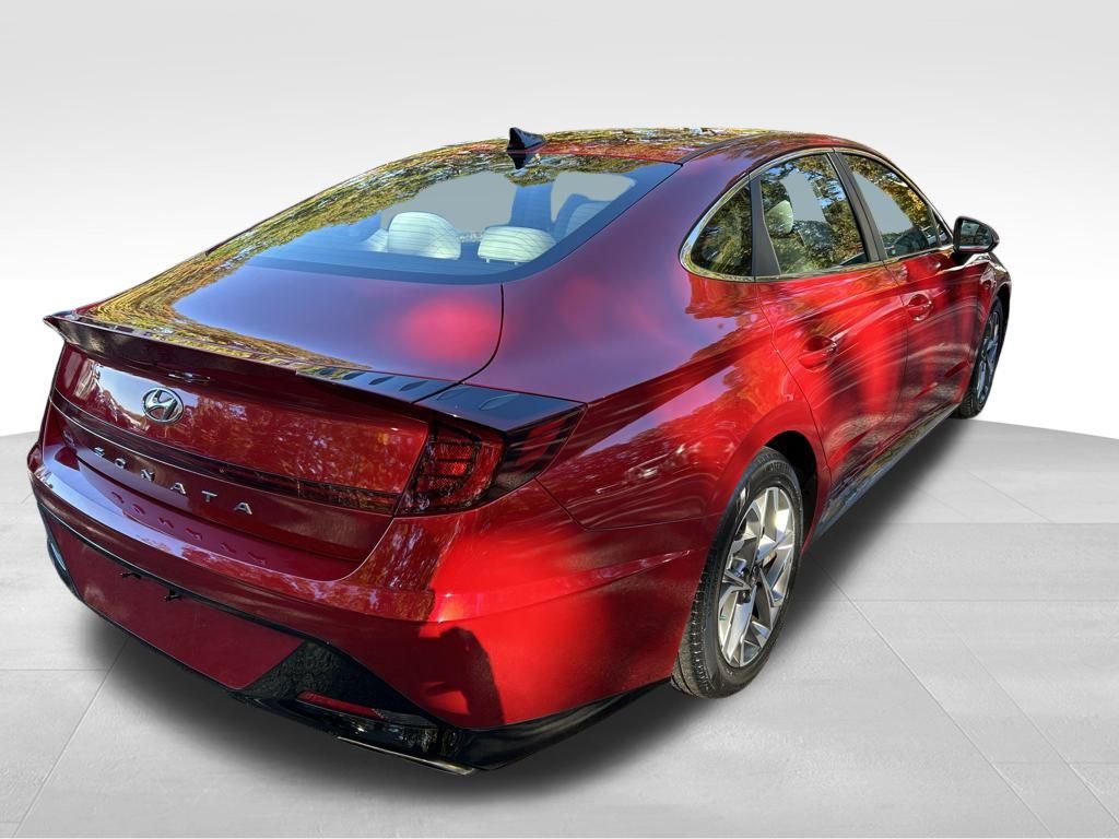 Used 2022 Hyundai Sonata SEL w/ Preferred Accessory Package image 5