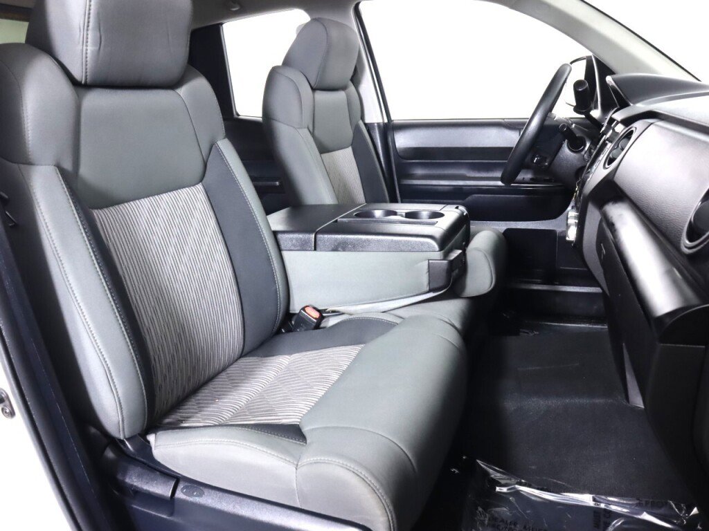 Used 2015 Toyota Tundra SR image 35
