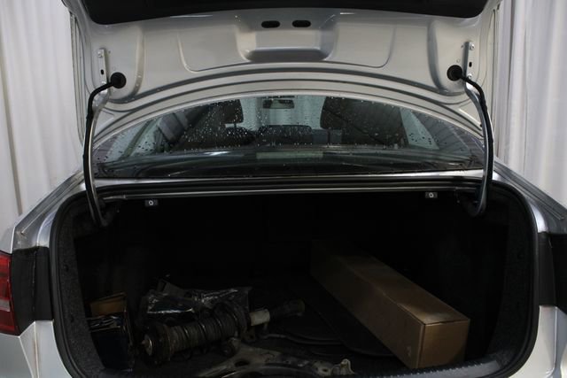 Used 2015 Volkswagen Jetta TDI SE FWD image 29