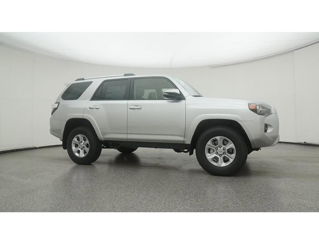 Used 2022 Toyota 4Runner SR5 Premium w/ Moonroof Package AWD/4WD image 32