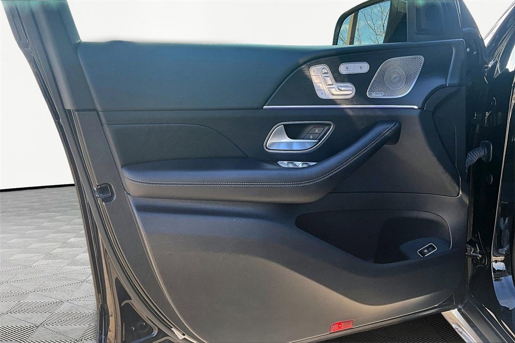 Used 2023 Mercedes-Benz GLE 350 4MATIC image 23