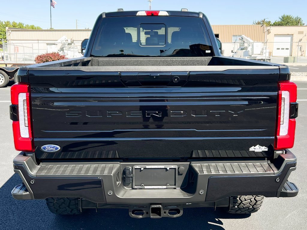Used 2025 Ford F250 Platinum image 11