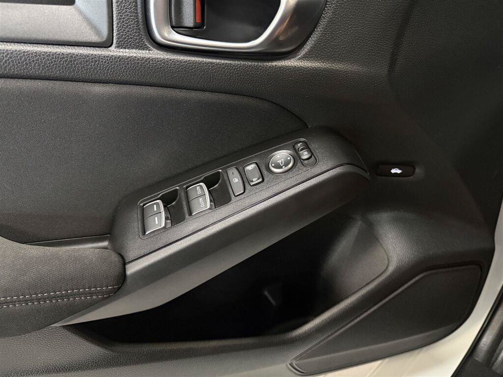 Used 2022 Honda Civic LX image 42
