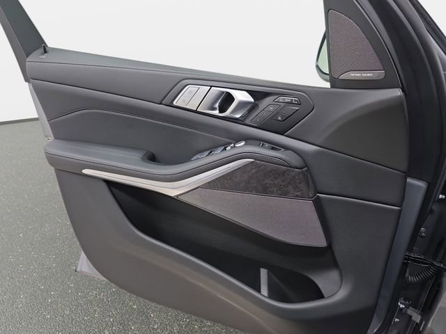 Certified 2026 BMW X7 xDrive40i AWD/4WD image 24