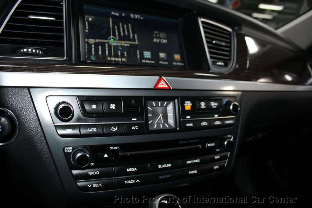 Used 2016 Hyundai Genesis 3.8 image 15