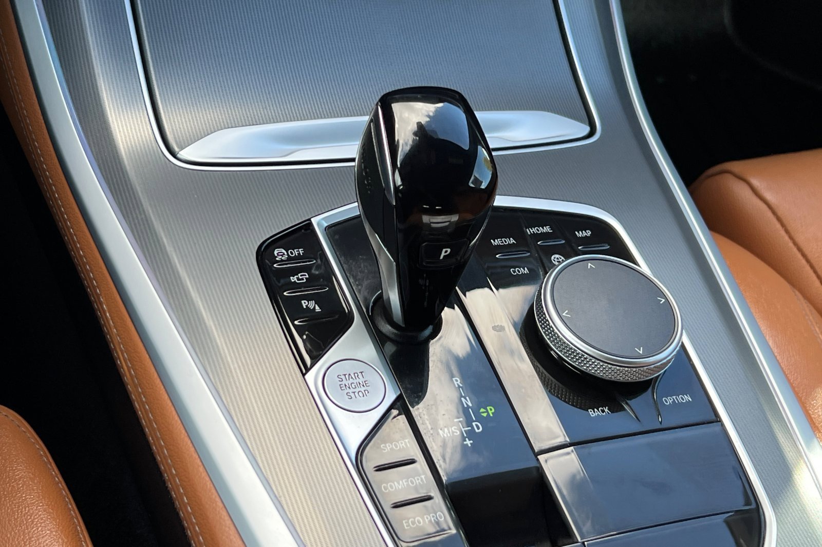 Used 2022 BMW X5 xDrive40i w/ Parking Assistance Package image 23