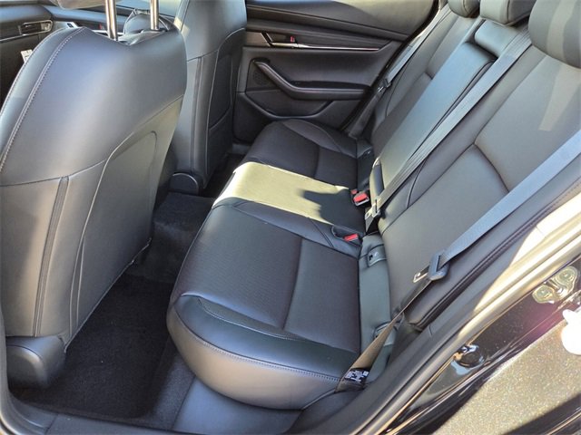 New 2026 MAZDA MAZDA3 Hatchback w/Premium Plus Pkg image 8