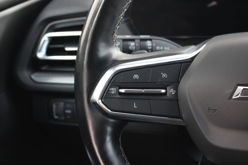 Used 2024 Chevrolet Traverse LS w/ Midnight/Sport Edition image 19