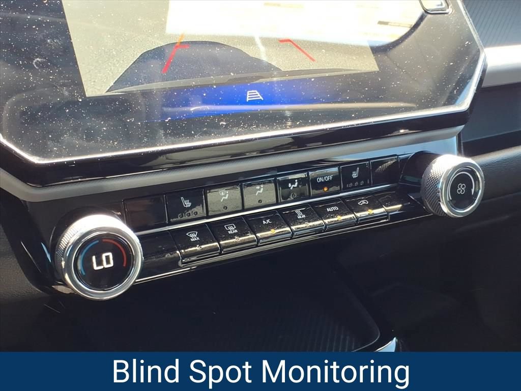 New 2027 Chevrolet Bolt LT w/ Comfort Package FWD image 4