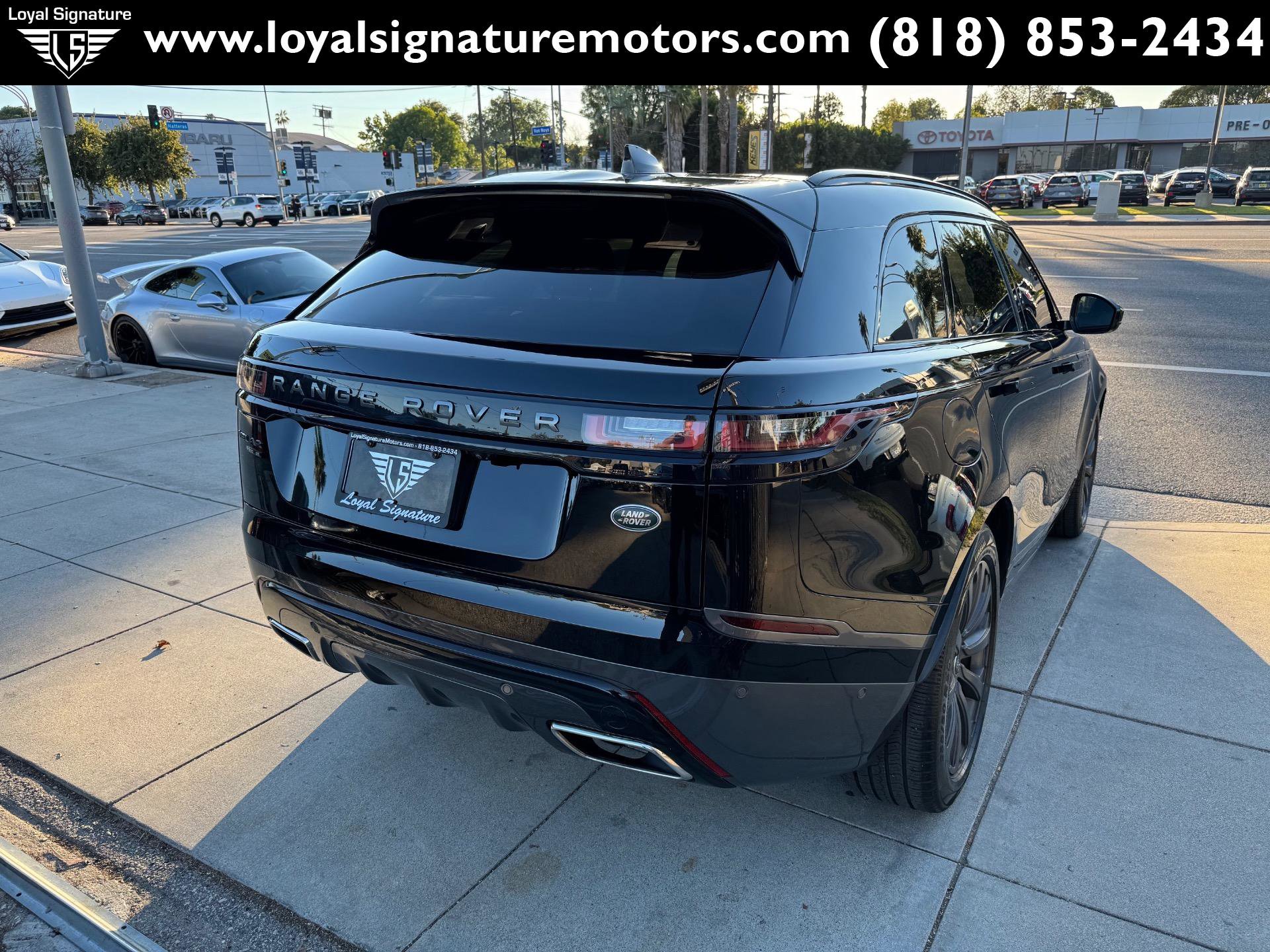 Used 2018 Land Rover Range Rover Velar R-Dynamic SE image 7