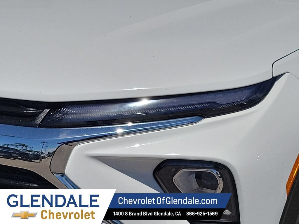 Used 2025 Chevrolet TrailBlazer LT FWD image 17