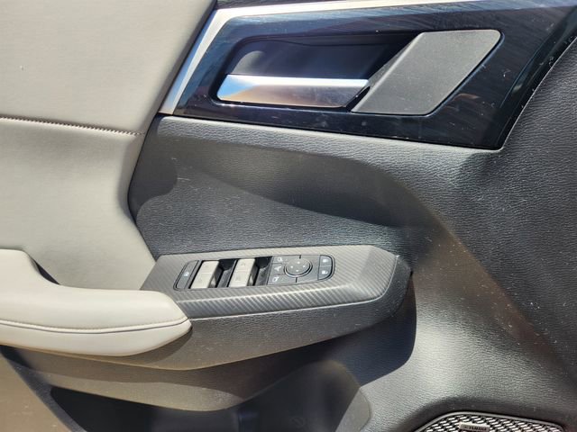 Used 2025 Mitsubishi Outlander SE image 22