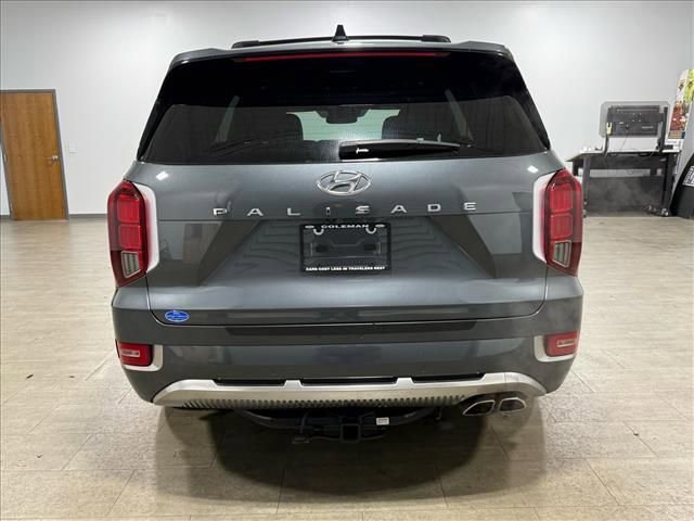 Used 2022 Hyundai Palisade Calligraphy w/ Winter Package image 5