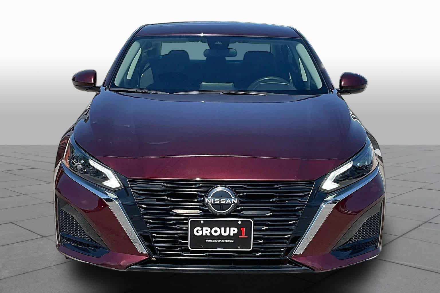 Used 2023 Nissan Altima 2.5 SV AWD/4WD image 4